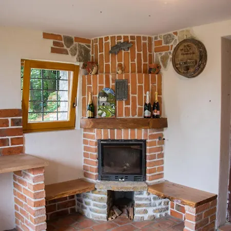 Vineyard Cottage Rataj 2 Novo Mesto Exterior photo