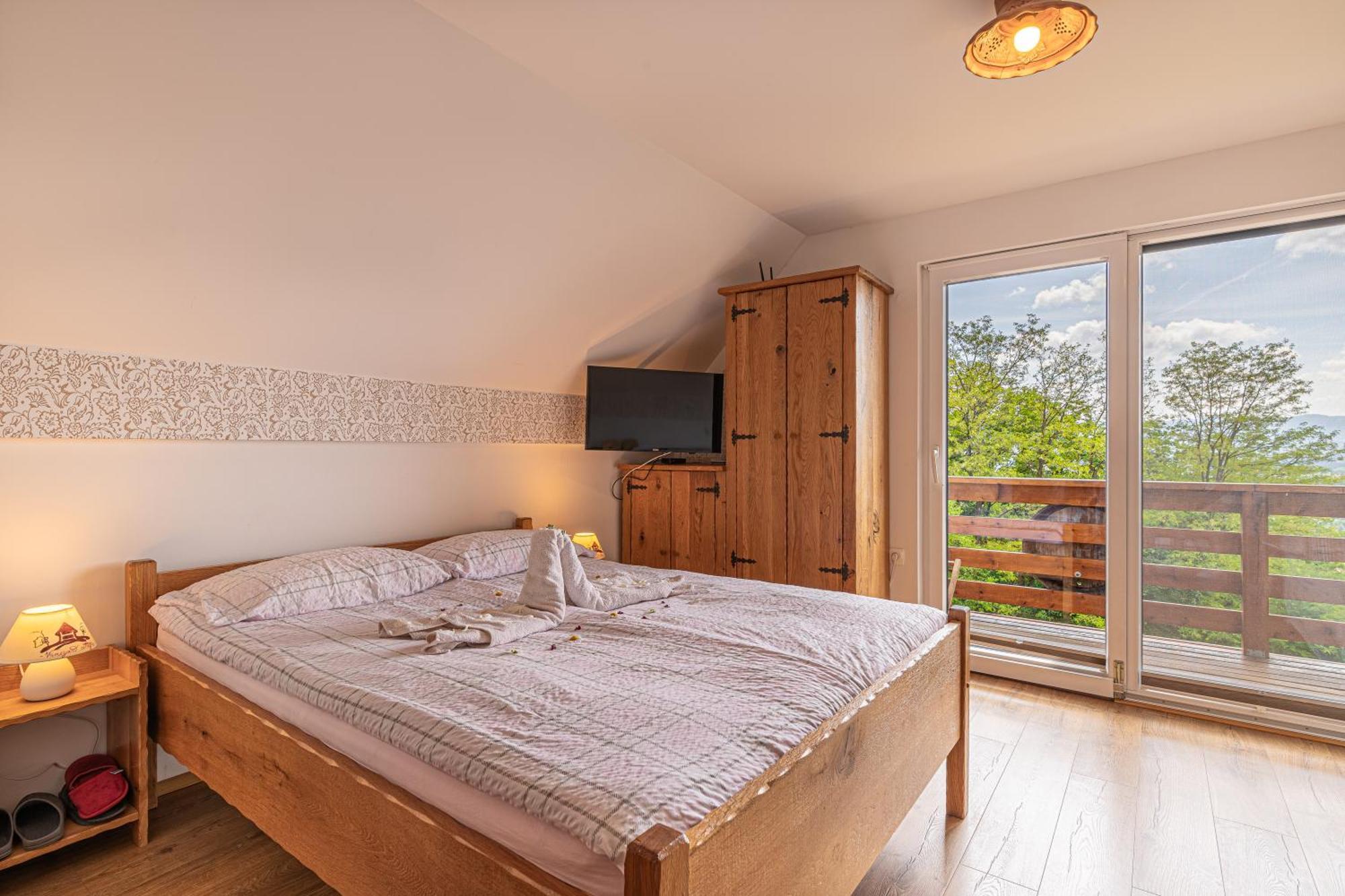 Vineyard Rataj 2 Holiday home *